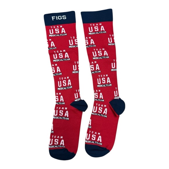 🆕FIGS x Team USA - women’s, size medium - Picture 1 of 6
